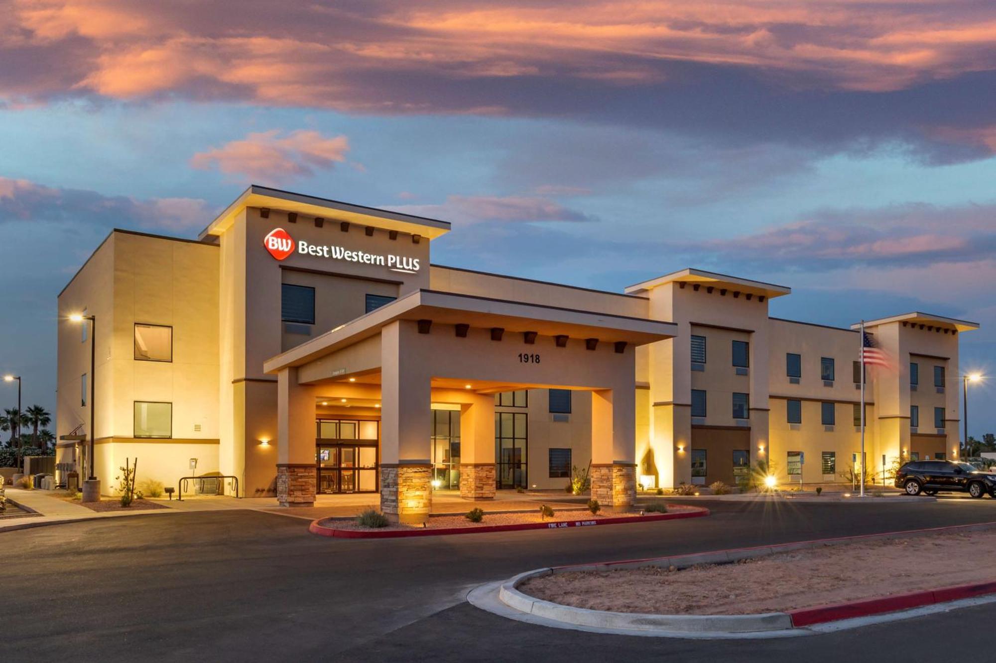 Best Western Plus Casa Grande Inn & Suites エクステリア 写真